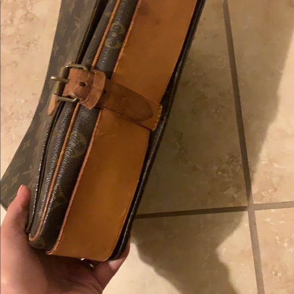 Gorgeous Louis Vuitton messenger GM - Picture 6 of 6